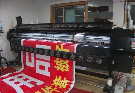 连江县喷绘广告分辨率是多少？