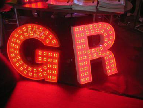 连江县LED发光字常见的安装误区。